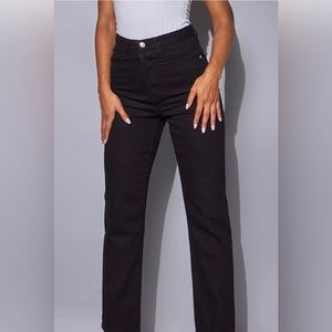 Pretty Little Thing Black Straight Leg Jeans